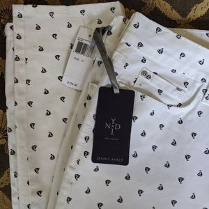 Skinny Ankle Jeans. White with Navy Blue Boats